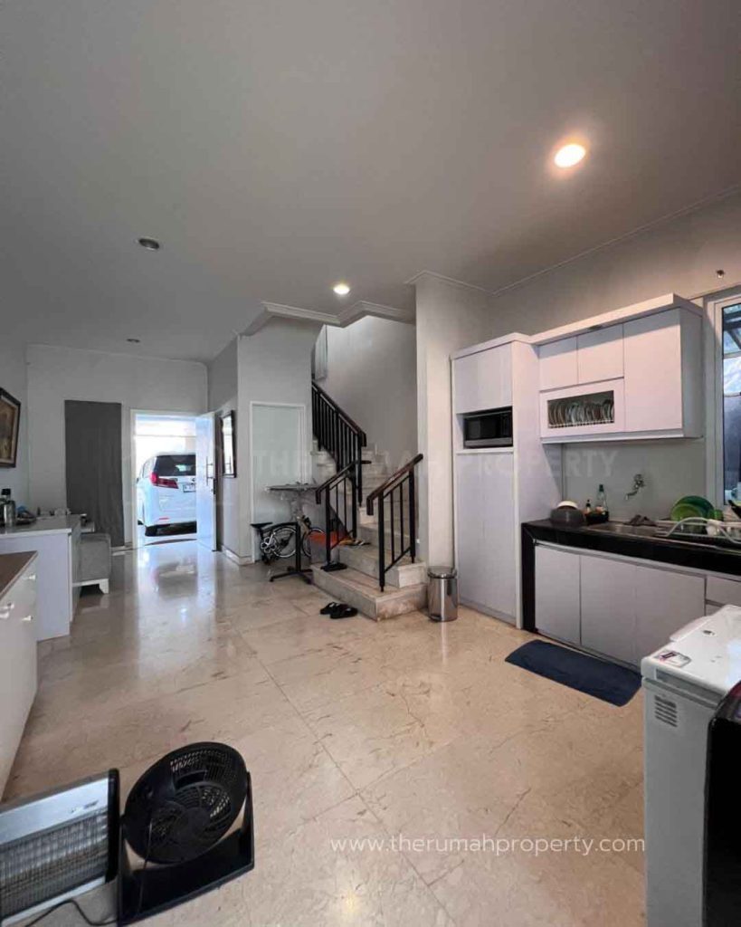 Dijual-Rumah-Full-Furnished-Posisi-Hook-River-Valey-Residence-22