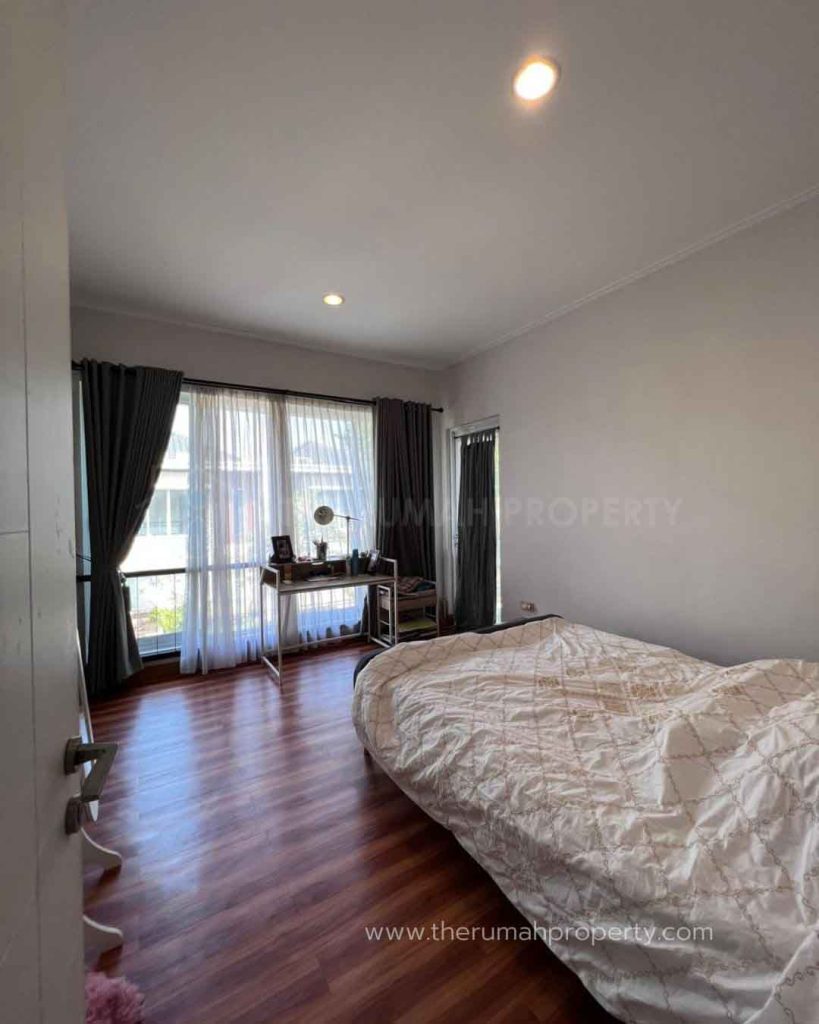 Dijual-Rumah-Full-Furnished-Posisi-Hook-River-Valey-Residence-34