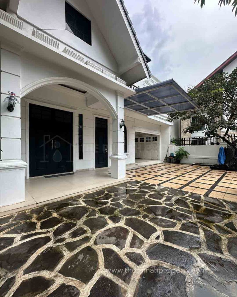 Dijual-Rumah-Hook-Dalam-Komplek-di-Cilandak-Dekat-ke-Jalan-Raya-Fatmawati-2