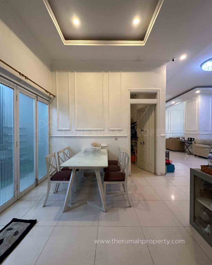 Dijual-Rumah-Hook-Dalam-Komplek-di-Cilandak-Dekat-ke-Jalan-Raya-Fatmawati-6