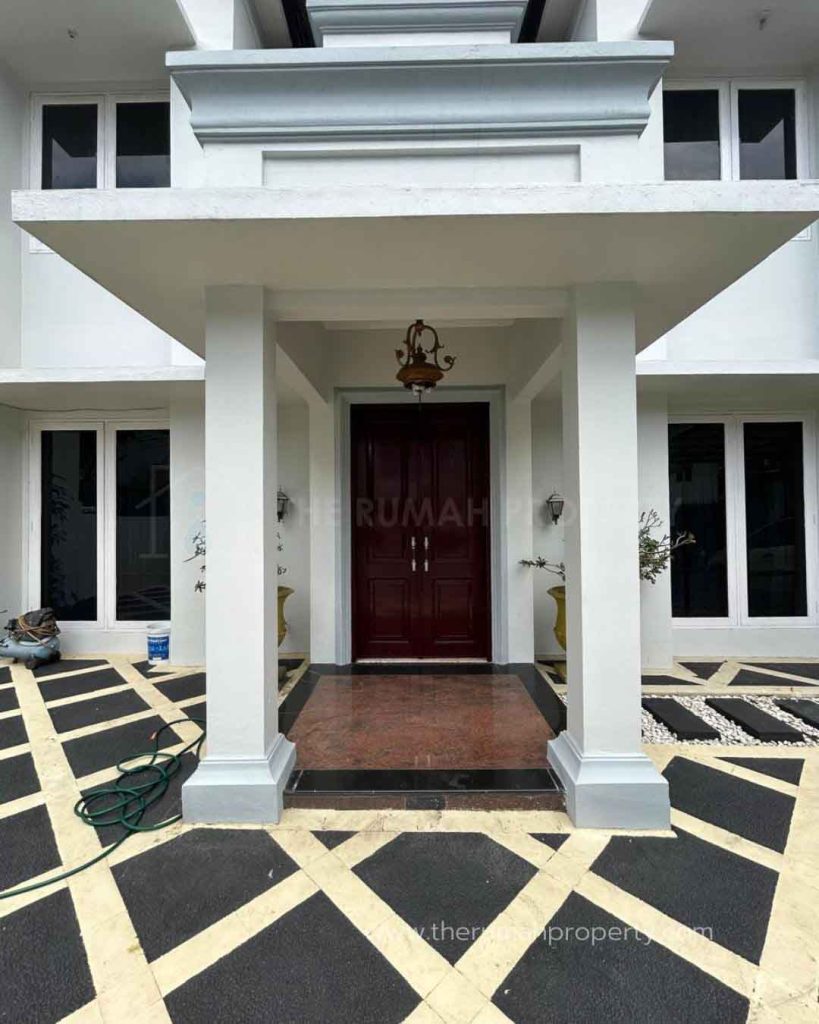 Dijual-Rumah-Private-Pool-2-Lantai-Kebayoran-Baru-Dekat-ke-Senopati-1