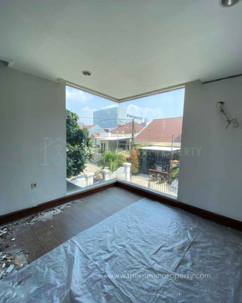 Dijual-Rumah-di-Kelapa-Gading-Akses-Jalan-Lebar-Dekat-ke-MaI-Kelapa-Gading-13