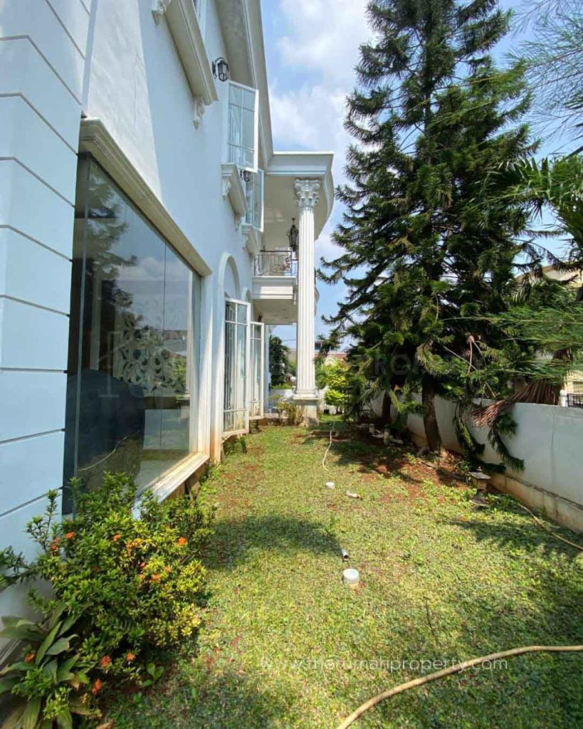 Dijual-Rumah-di-Kelapa-Gading-Akses-Jalan-Lebar-Dekat-ke-MaI-Kelapa-Gading-2