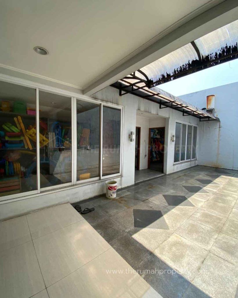 Dijual-Rumah-di-Kelapa-Gading-Akses-Jalan-Lebar-Dekat-ke-MaI-Kelapa-Gading-4