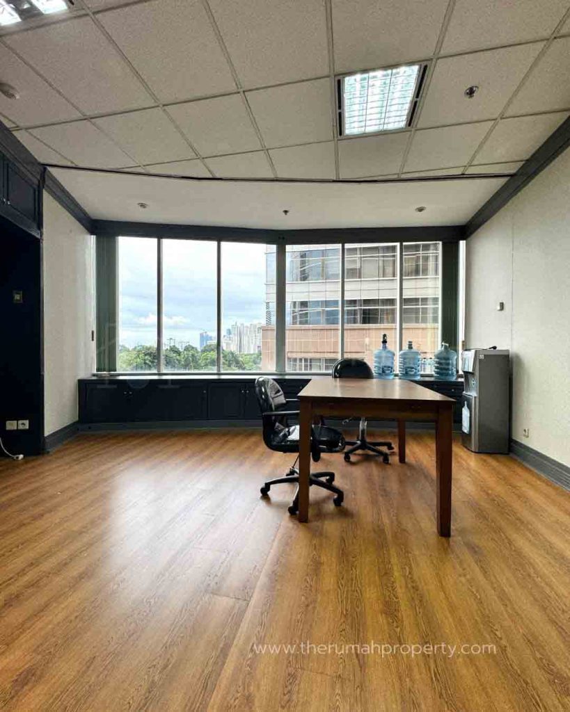 Disewakan-Kantor-di-Menara-Sudirman-Jakarta-Lantai-Rendah-8