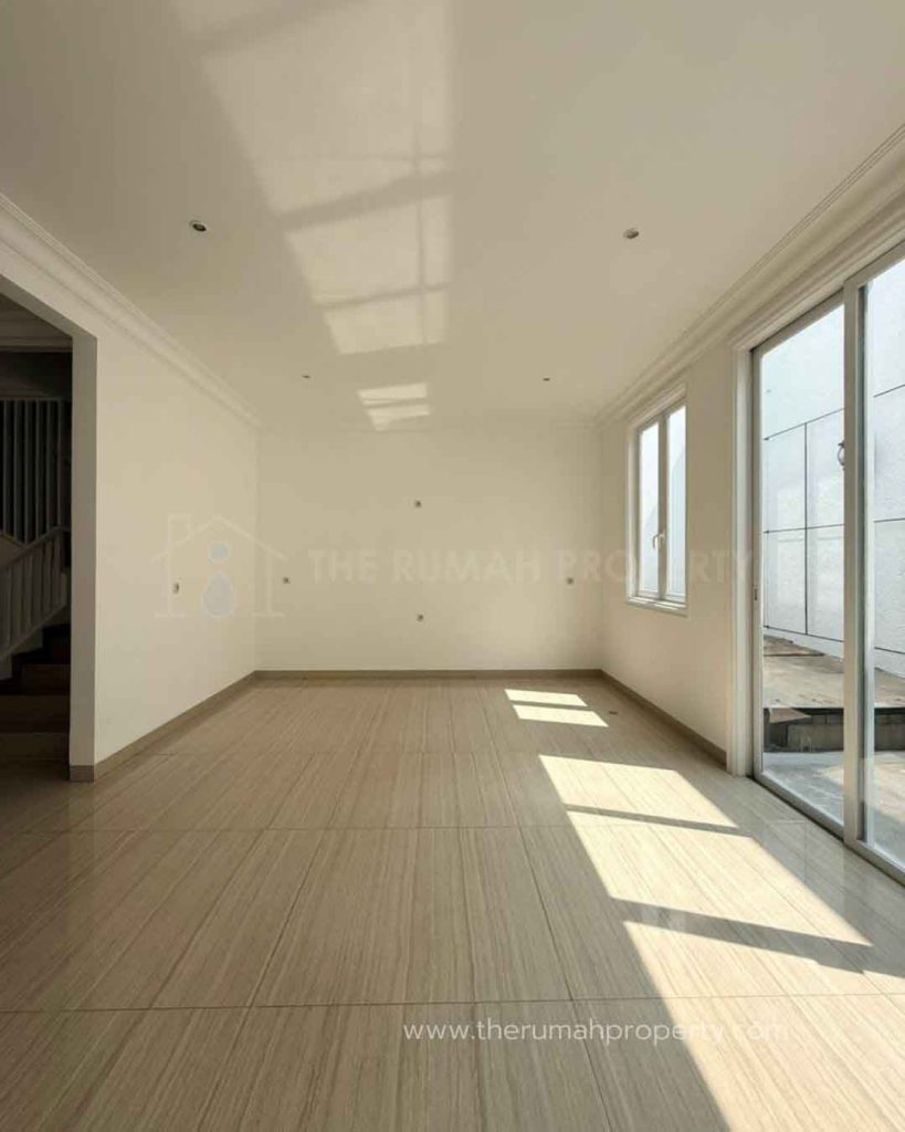 Disewakan-Rumah-3-Lantai-Sudah-Renovasi-Gaharu-Cipete-Jaksel-5