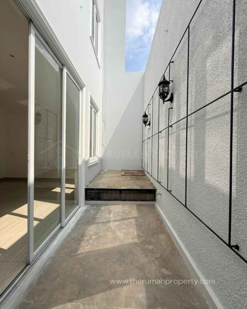 Disewakan-Rumah-3-Lantai-Sudah-Renovasi-Gaharu-Cipete-Jaksel-7