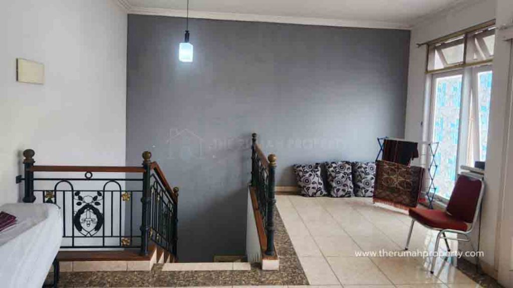 Jual-Cepat-Rumah-Dalam-Komplek-Exclusive-di-Ciputat-Tangsel-Fasilitas-Modern-8
