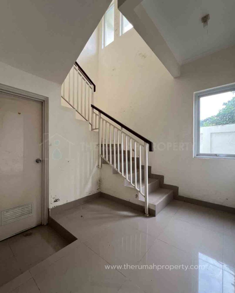Jual-Cepat-Rumah-Dalam-Townhouse-di-Rempoa-Tangerang-Selatan-7
