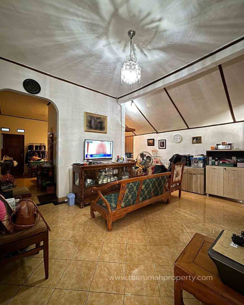 Jual-Rumah-1-Lantai-Kebayoran-Baru-Dekat-ke-Senopati-dan-SCBD-Jakarta-6