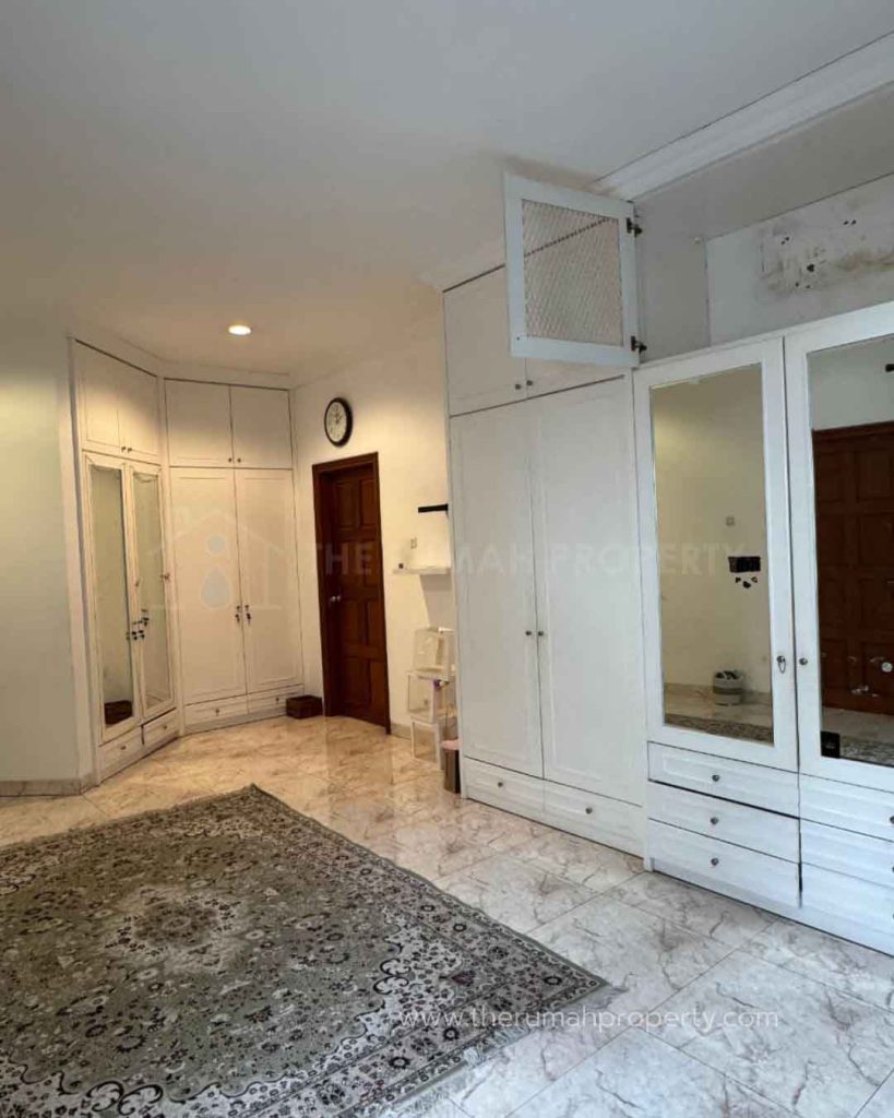 Jual-Rumah-2-Lantai-Cinere-4-Kamar-Luas-Tanah-240-Meter-7