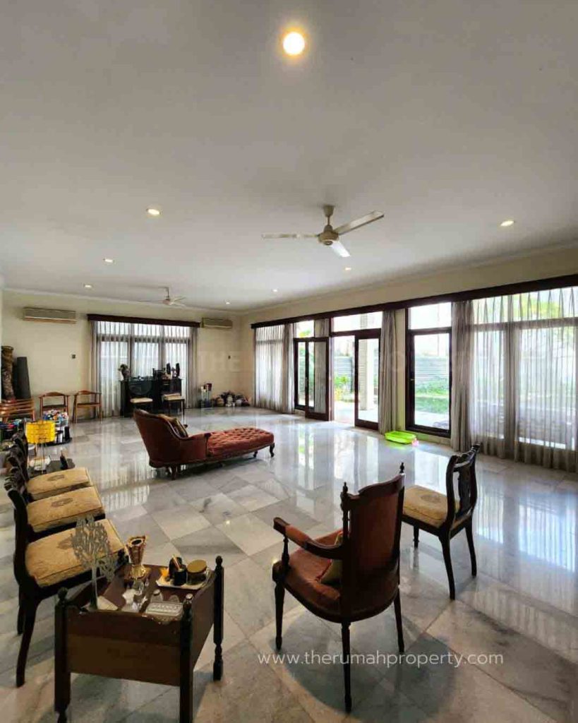 Jual-Rumah-Dalam-Komplek-di-Cipete-Dekat-ke-Lottemart-Fatmawati-5