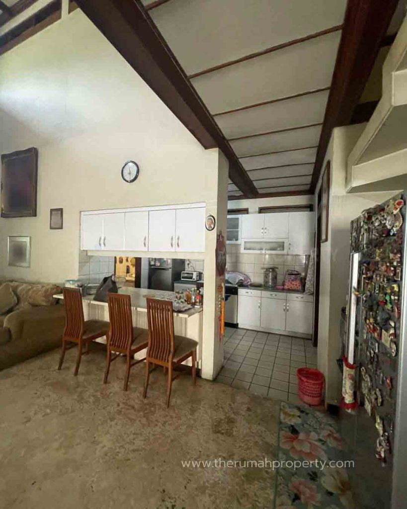 Jual-Rumah-Lama-Berada-di-Jalan-Utama-di-Pondok-Indah-Jaksel-6