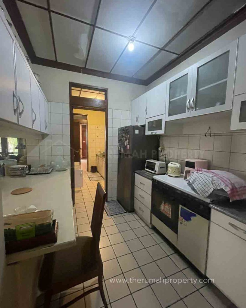 Jual-Rumah-Lama-Berada-di-Jalan-Utama-di-Pondok-Indah-Jaksel-8