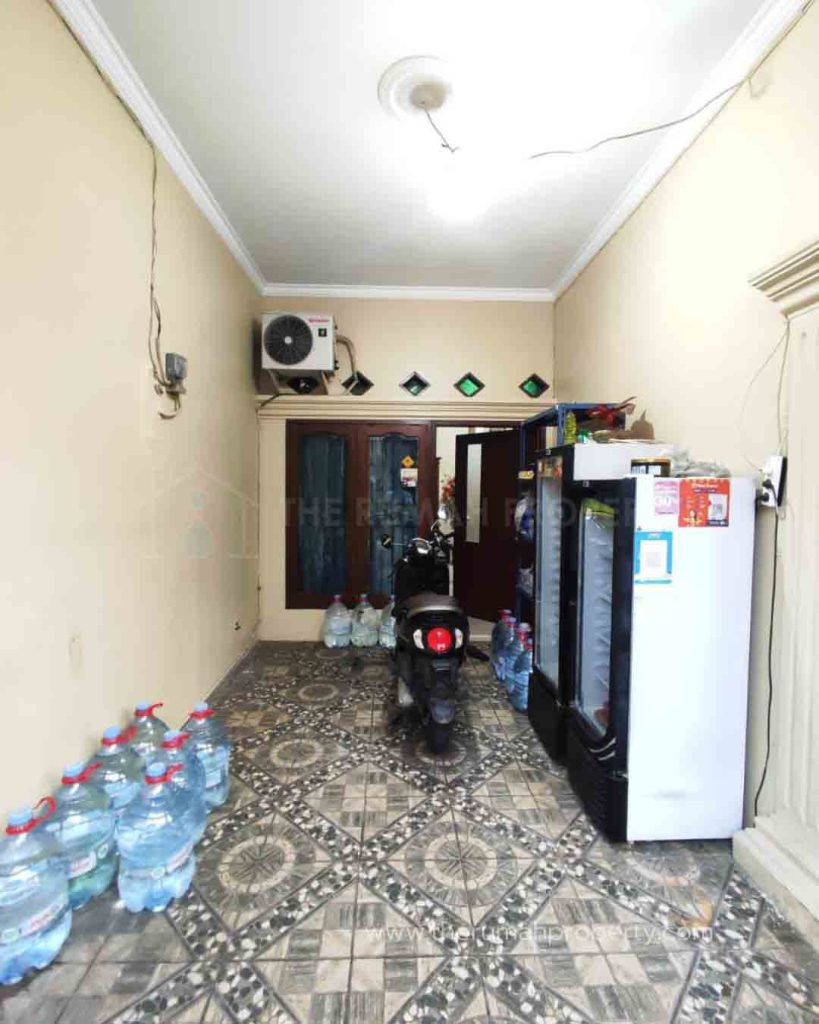Jual-Rumah-Pondok-Bambu-Jakarta-Timur-2-Lantai-3-Kamar-3