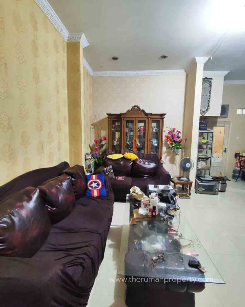 Jual-Rumah-Pondok-Bambu-Jakarta-Timur-2-Lantai-3-Kamar-4