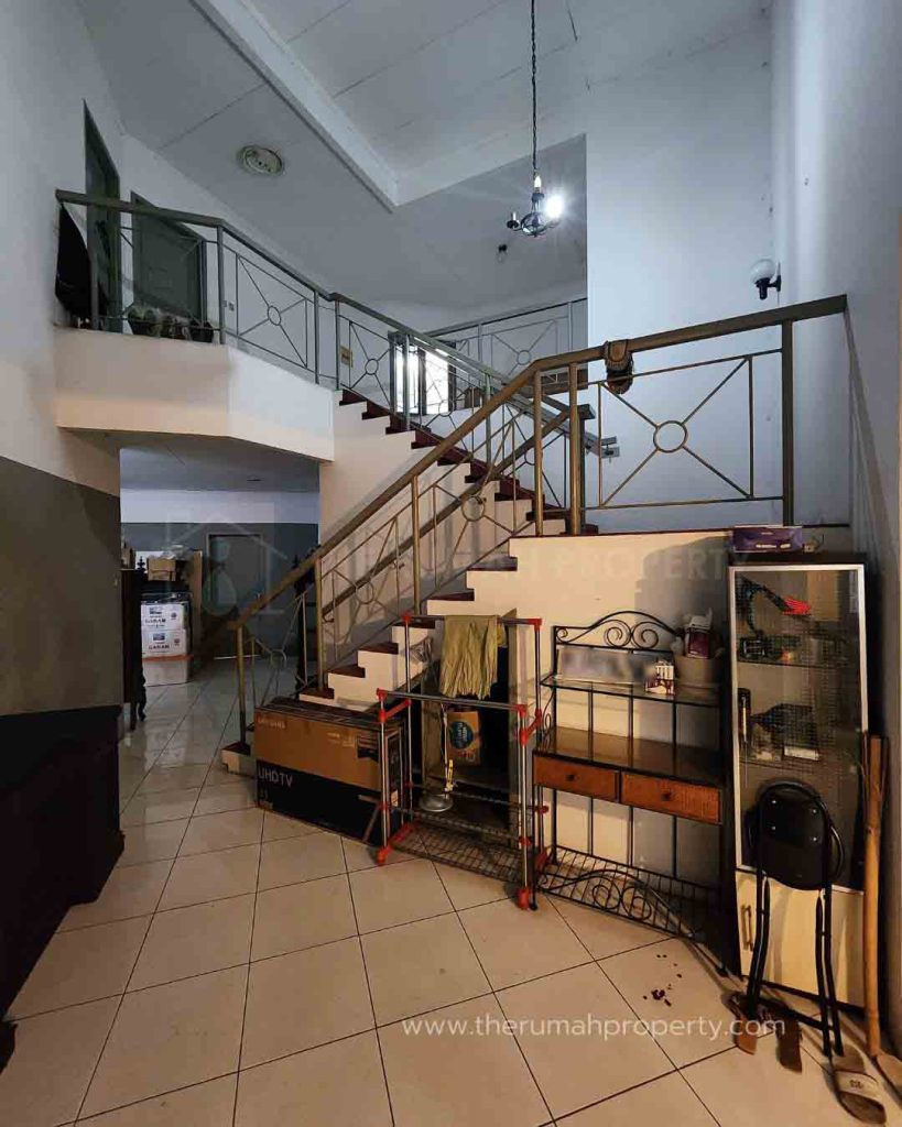 Jual-Rumah-Pondok-Indah-Hitung-Tanah-Jalan-Lebar-Dekat-ke-Pondok-Indah-Mal-4