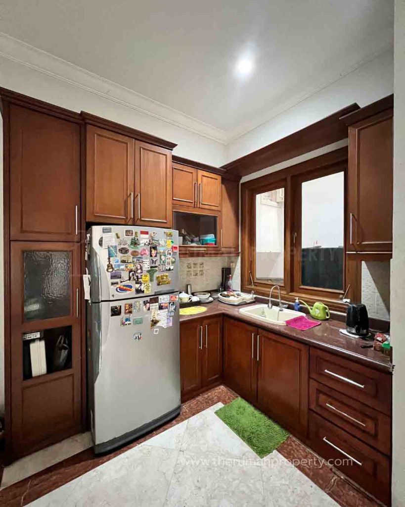Jual-Townhouse-3-Lantai-di-Cilandak-Jakarta-Selatan-Akses-Mudah-ke-Tol-Cilandak-6