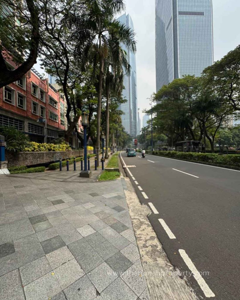 Kantor-Lokasi-Premium-Mega-Kuningan-Jakarta-Selatan-Parkir-Luas-1