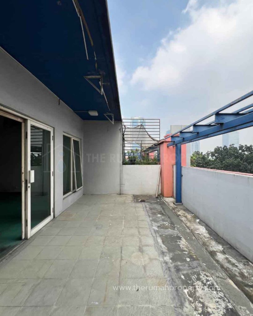 Kantor-Lokasi-Premium-Mega-Kuningan-Jakarta-Selatan-Parkir-Luas-11