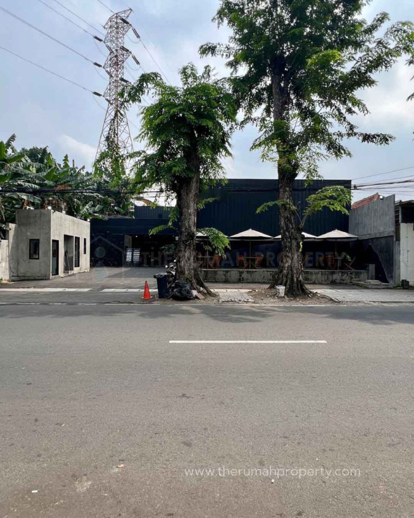 Komersil-Ex-Billiard-Pinggir-Jalan-Benhil-Jakarta-Pusat-Cocok-Untuk-Tempat-Usaha-4