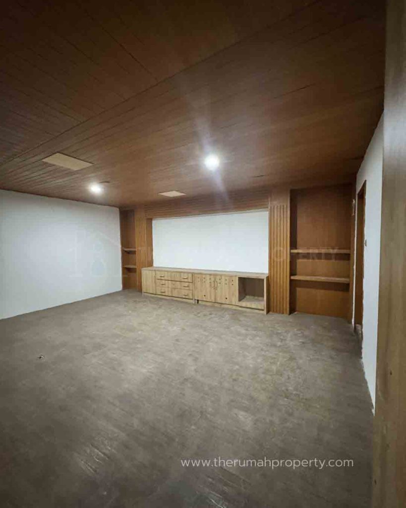 Komersil-Ex-Resto-Dijual-di-Jalan-Kemang-Raya-Jaksel-2