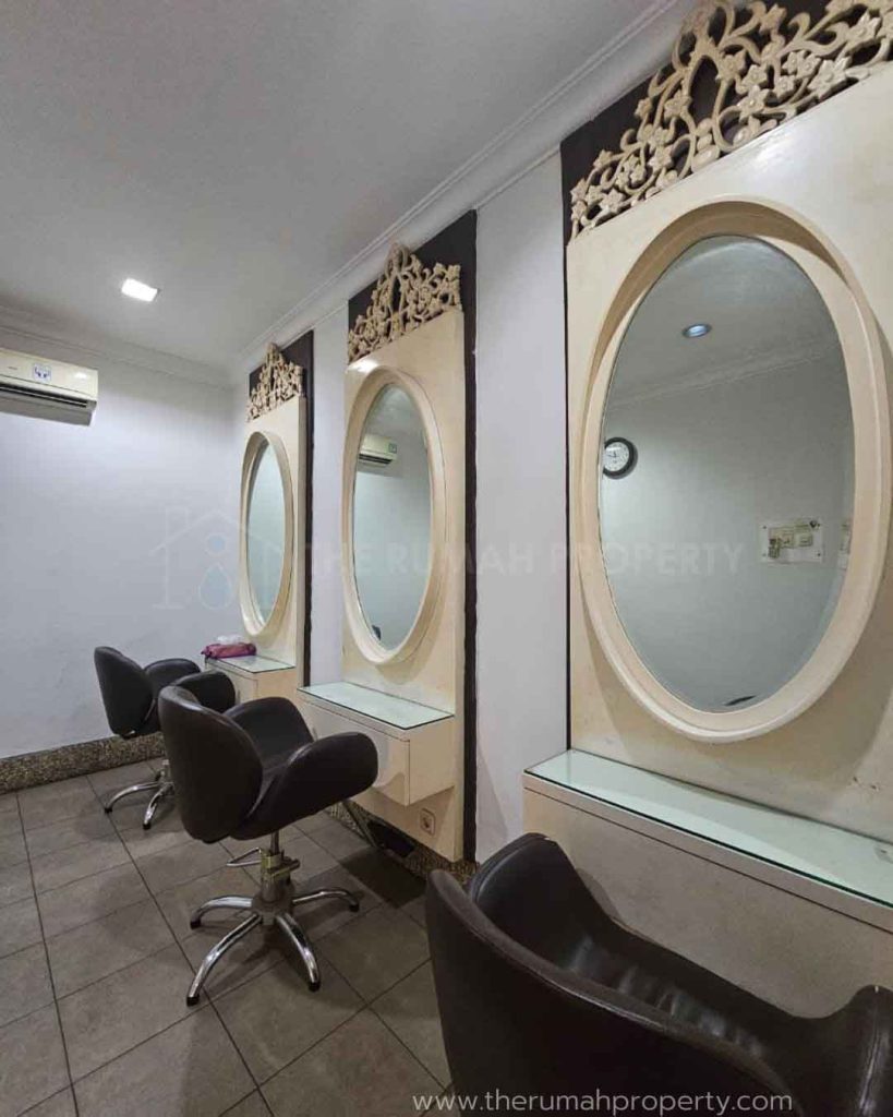 Komersil-Lokasi-Premium-dan-Strategis-di-Cikini-Jakpus-Cocok-Untuk-Klinik-atau-Kantor-8
