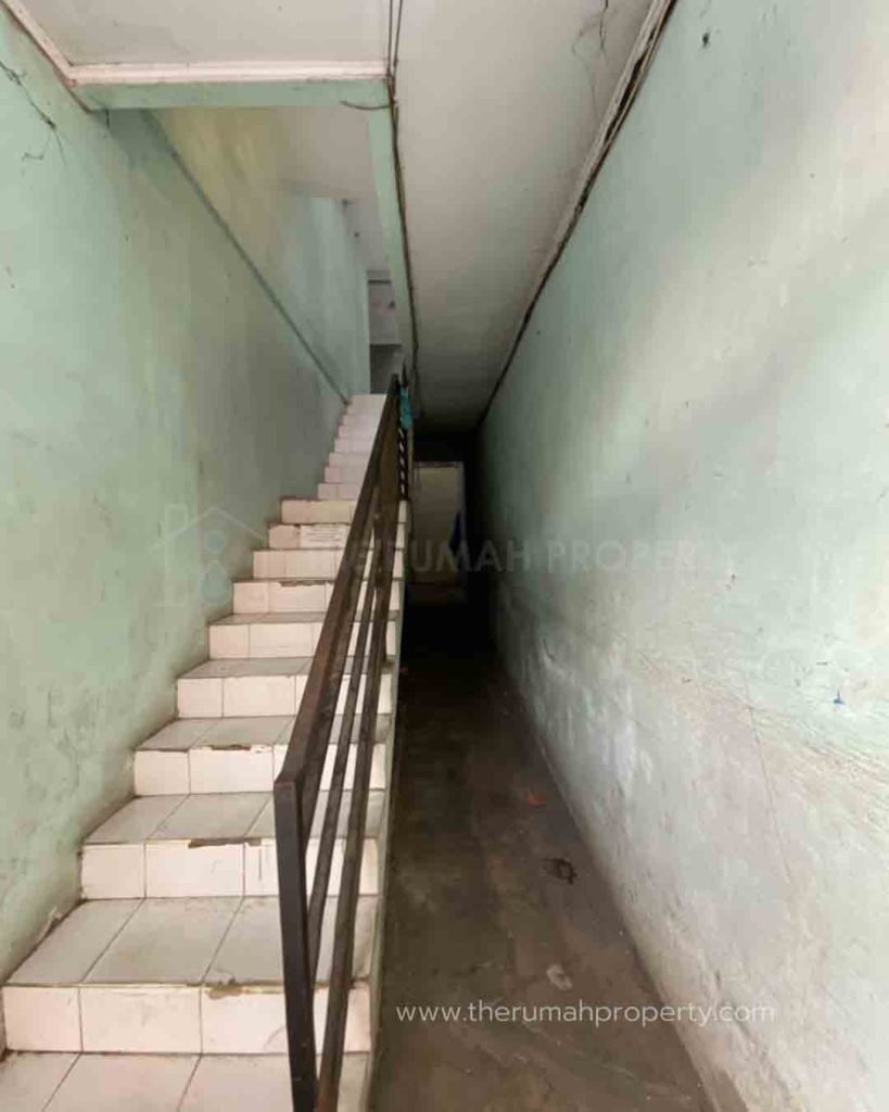 Kontrakan-8-Pintu-Dijual-di-Pondok-Kelapa-Jaktim-Dekat-ke-Stasiun-LRT-Jatibening-7