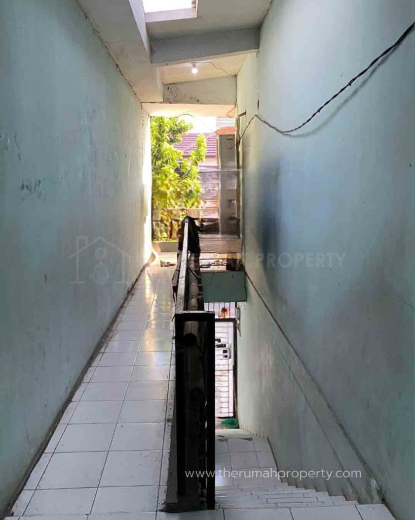 Kontrakan-8-Pintu-Dijual-di-Pondok-Kelapa-Jaktim-Dekat-ke-Stasiun-LRT-Jatibening-8