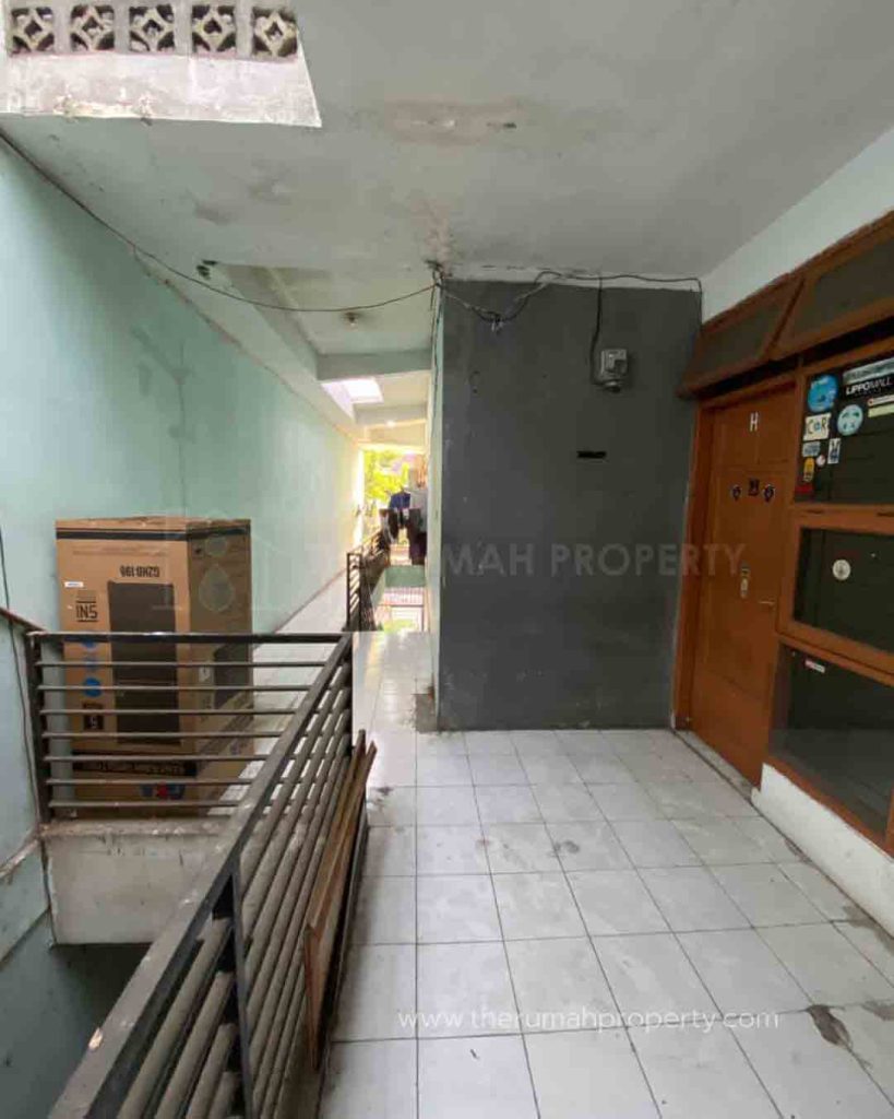 Kontrakan-8-Pintu-Dijual-di-Pondok-Kelapa-Jaktim-Dekat-ke-Stasiun-LRT-Jatibening-9