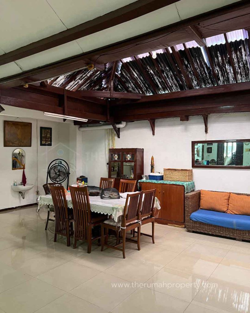 Rumah-1-Lantai-Dalam-Komplek-di-Ragunan-Jaksel-Jalan-Lebar-10
