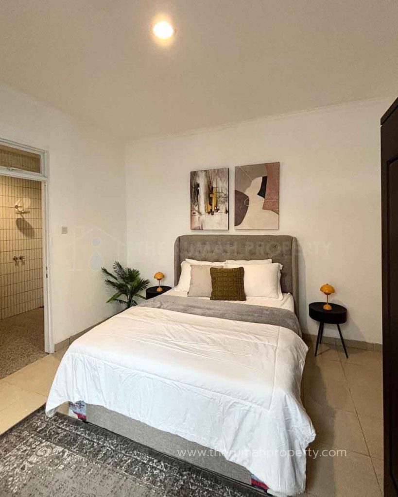 Rumah-1-Lantai-Komplek-Perumahan-Cinere-Depok-Unit-Semi-Furnished-7