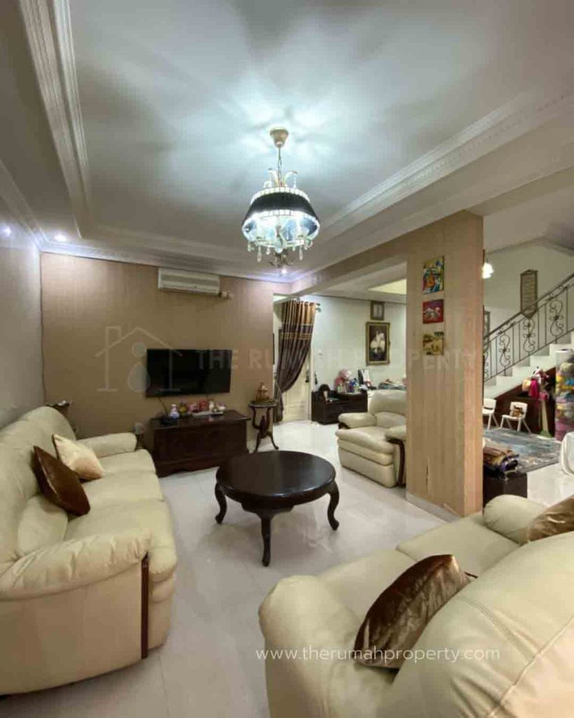 Rumah-2-Lantai-Dalam-Komplek-Kayu-Putih-Jaktim-Jalan-Lebar-Unit-Siap-Huni-4