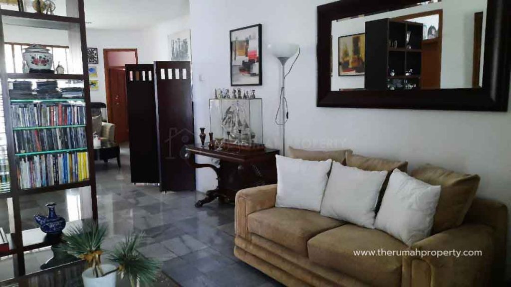 Rumah-2-Lantai-Disewakan-di-Senopati-Area-Kebayoran-Baru-Bisa-Untuk-Kantor-1