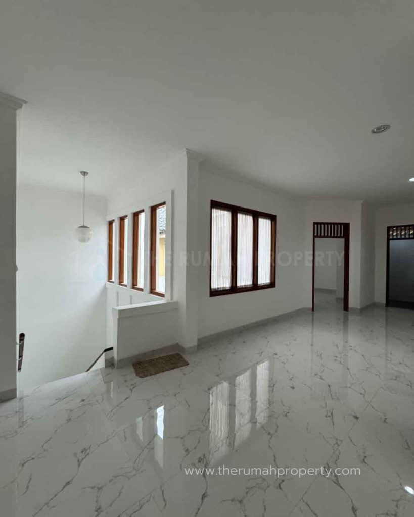 Rumah-Bagus-Dalam-Komplek-Gandul-Cinere-Akses-Mudah-4-Kamar-Tidur-9
