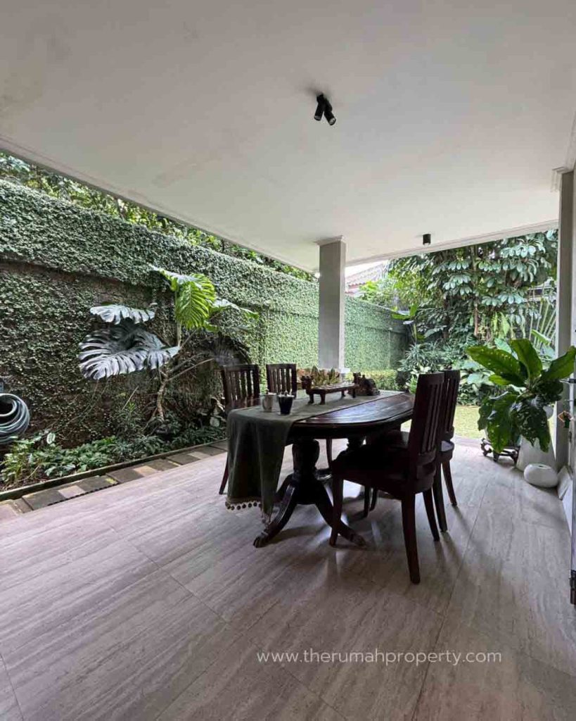 Rumah-Bagus-Semi-Furnished-Dalam-Komplek-Rempoa-Tangsel-Security-24-Jam-4