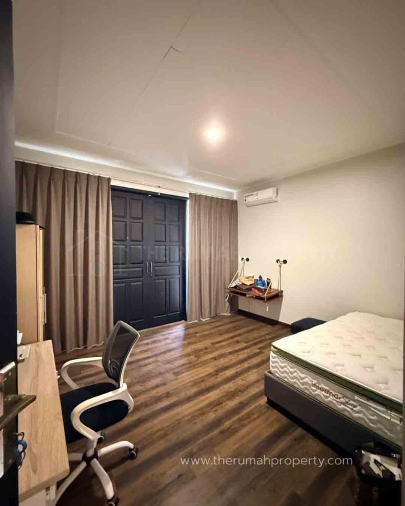 Rumah-Bangka-Kemang-Private-Pool-Unit-Bagus-Siap-Huni-Jalan-Lebar-11