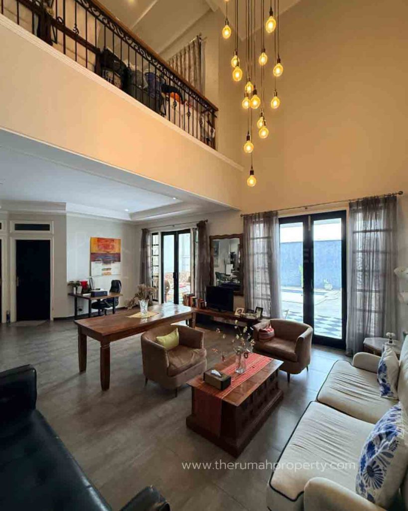 Rumah-Bangka-Kemang-Private-Pool-Unit-Bagus-Siap-Huni-Jalan-Lebar-7