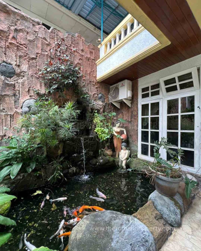 Rumah-Dalam-Komplek-Elit-Pondok-Indah-Jaksel-Private-Pool-Parkir-Luas-8