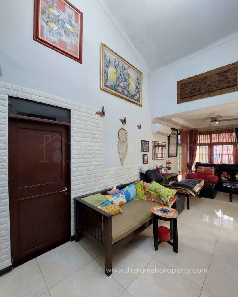 Rumah-Dalam-Komplek-Pondok-Gede-Selangkah-ke-Jalan-Raya-Utama-5