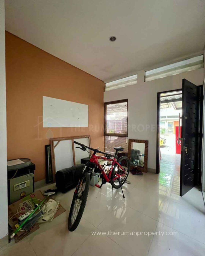 Rumah-Dijual-Dalam-Townhouse-Cilandak-Margasatwa-Posisi-Pojok-2