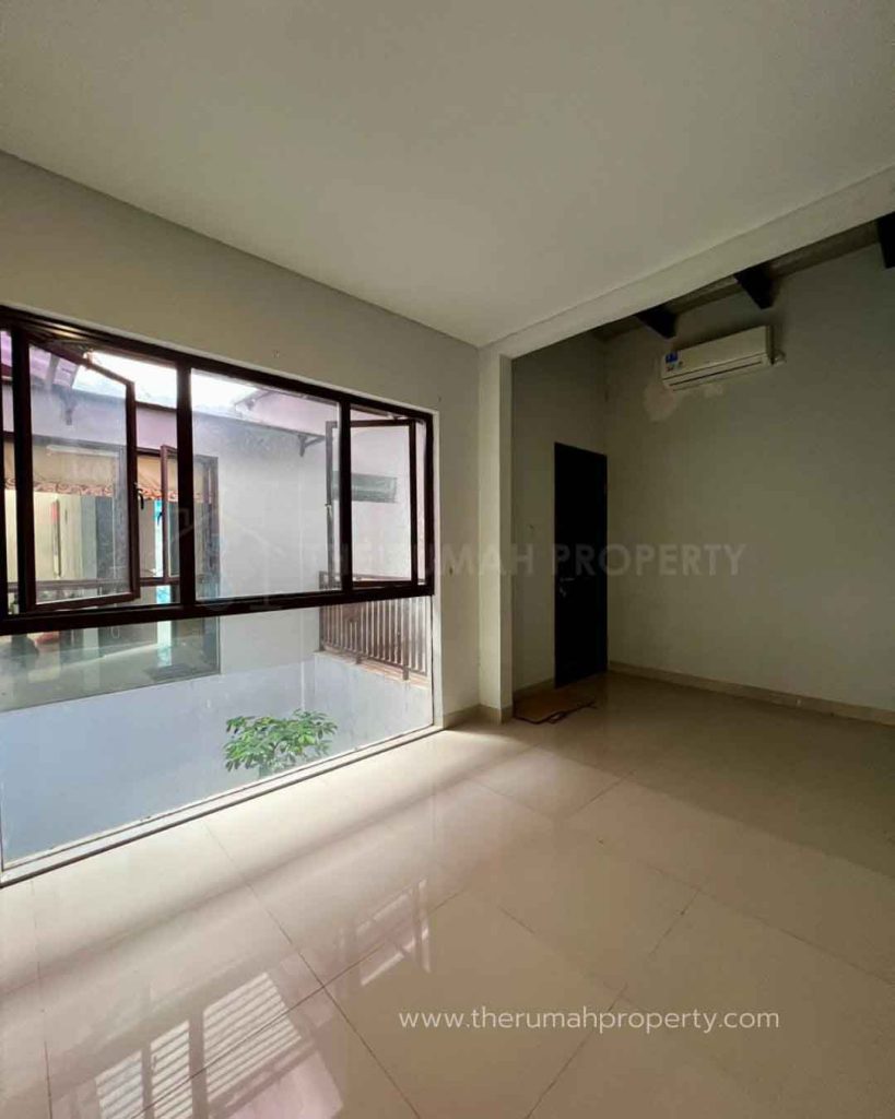 Rumah-Dijual-Dalam-Townhouse-Cilandak-Margasatwa-Posisi-Pojok-5