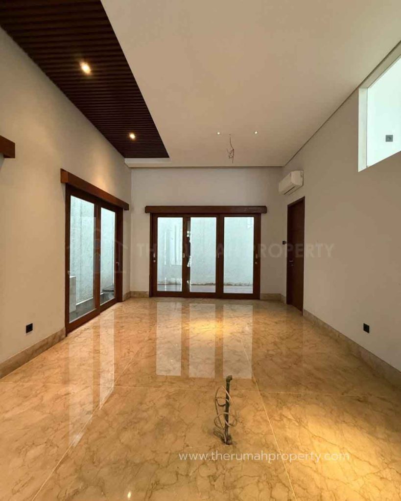 Rumah-Dijual-Dalam-Townhouse-Kebagusan-Jaksel-Pinggir-Jalan-Kebagusan-Raya-4