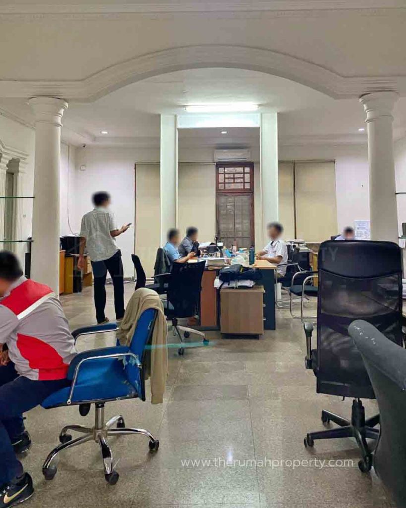 Rumah-Dijual-di-Bintaro-Jakarta-Selatan-Pinggir-Jalan-Bisa-Untuk-kantor-4