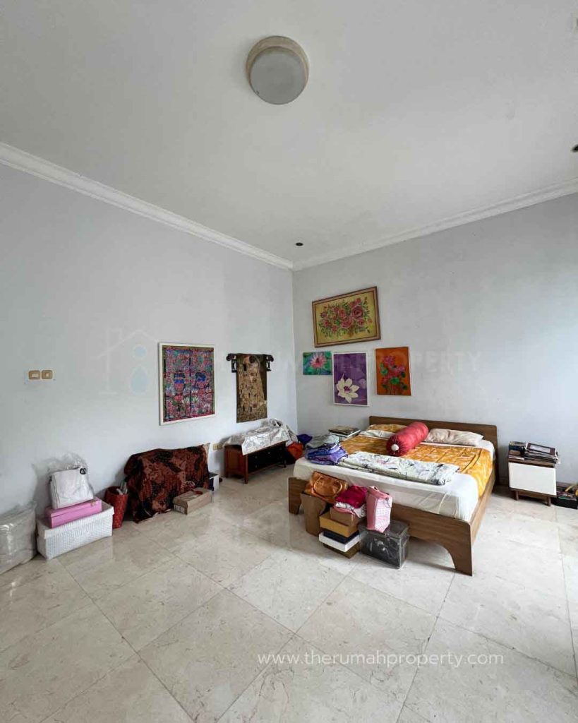 Rumah-Dijual-di-Cilandak-Jaksel-Dalam-Townhouse-Bangunan-3-Lantai-9