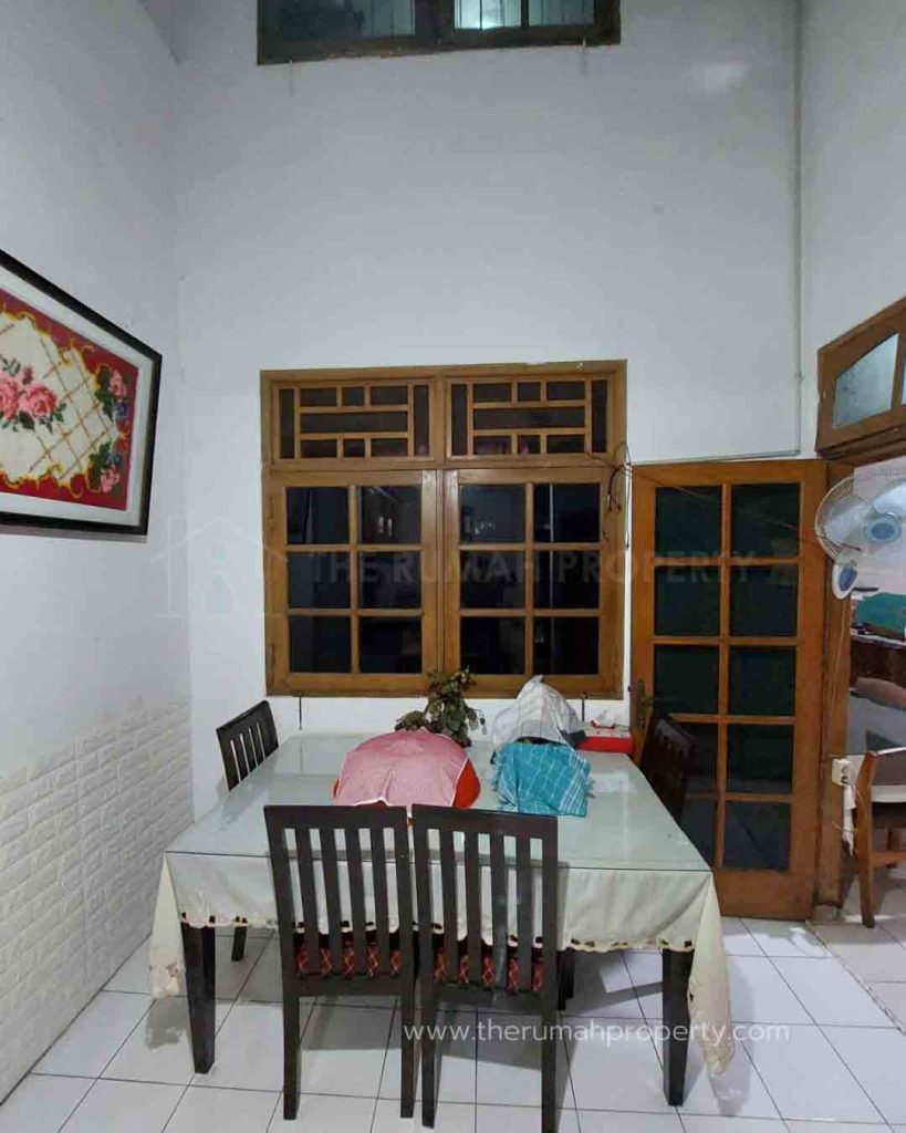 Rumah-Dijual-di-Dalam-Komplek-Pondok-Raya-Housing-Pondok-Gede-5