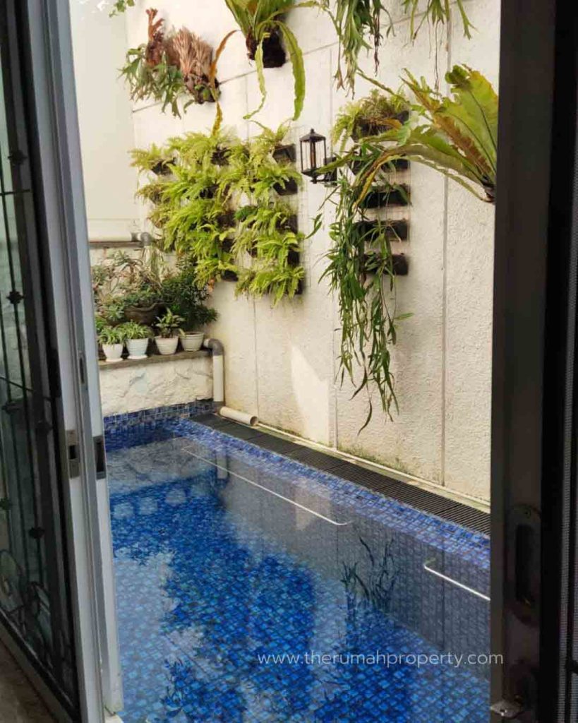 Rumah-Dijual-di-Jalan-Solo-Menteng-Jakarta-Pusat-Fasilitas-Kolam-Renang-Pribadi-2