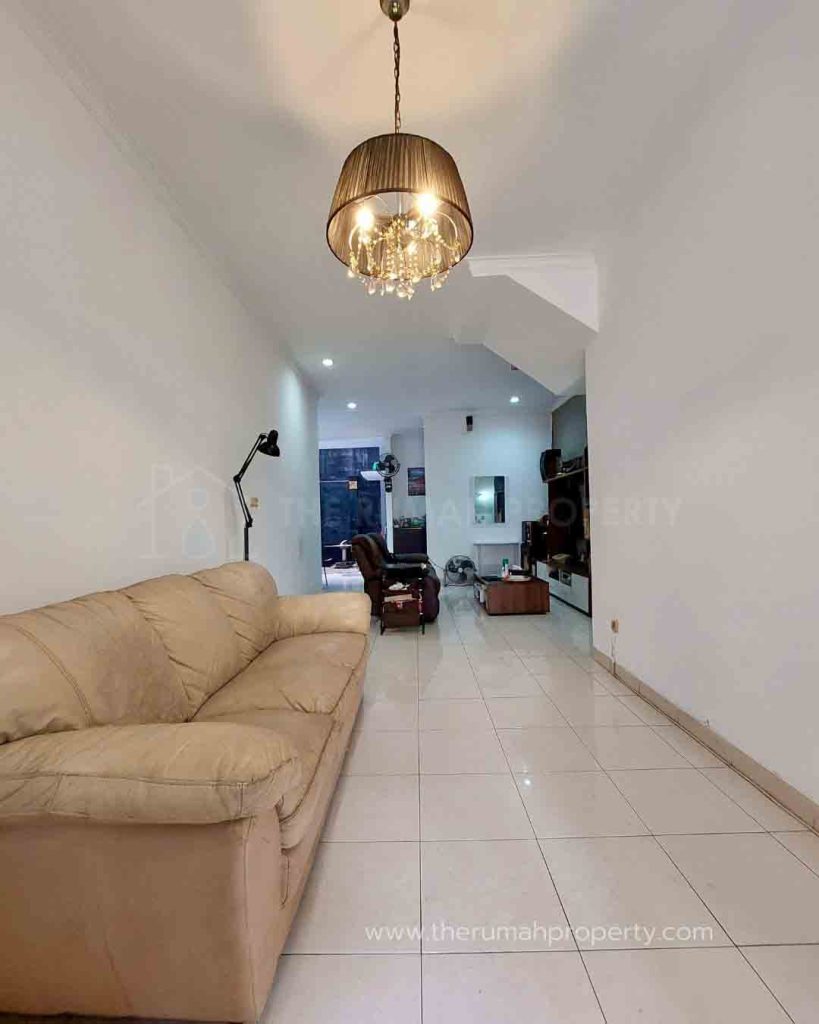 Rumah-Dijual-di-Puri-Laras-2-Cirendeu-Tangsel-Dalam-Komplek-One-Gate-2