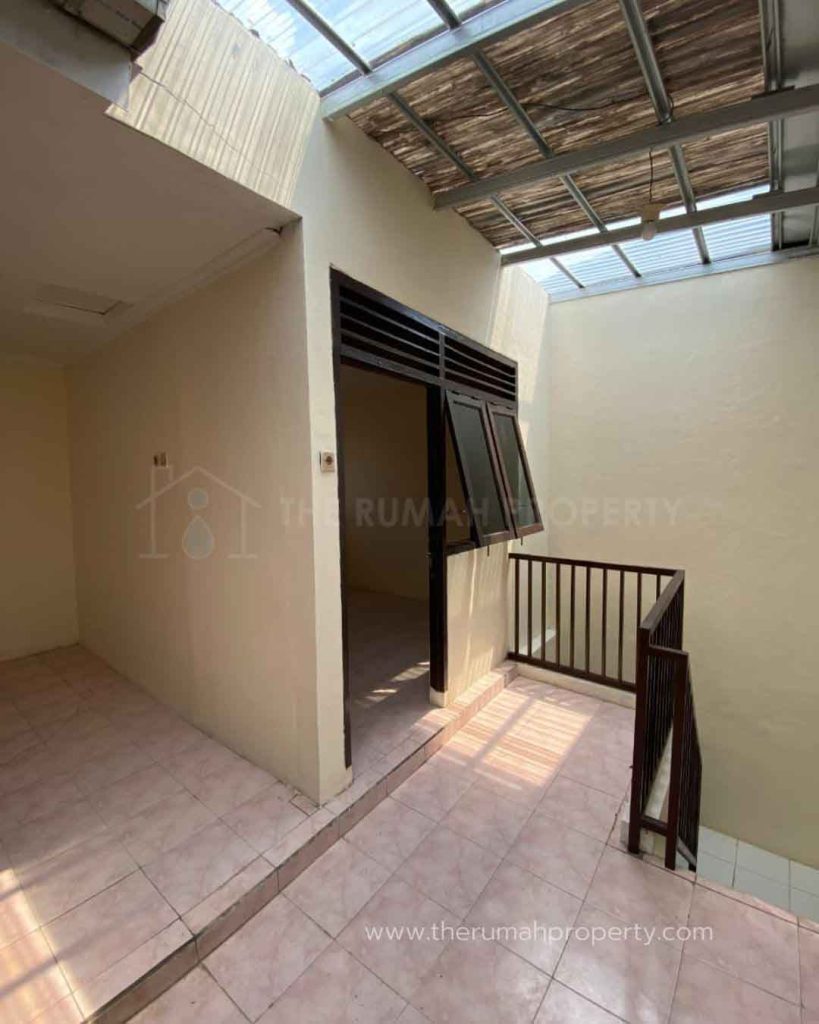 Rumah-Dijual-di-Tebet-Jaksel-Lokasi-Dekat-ke-Stasiun-Tebet-6