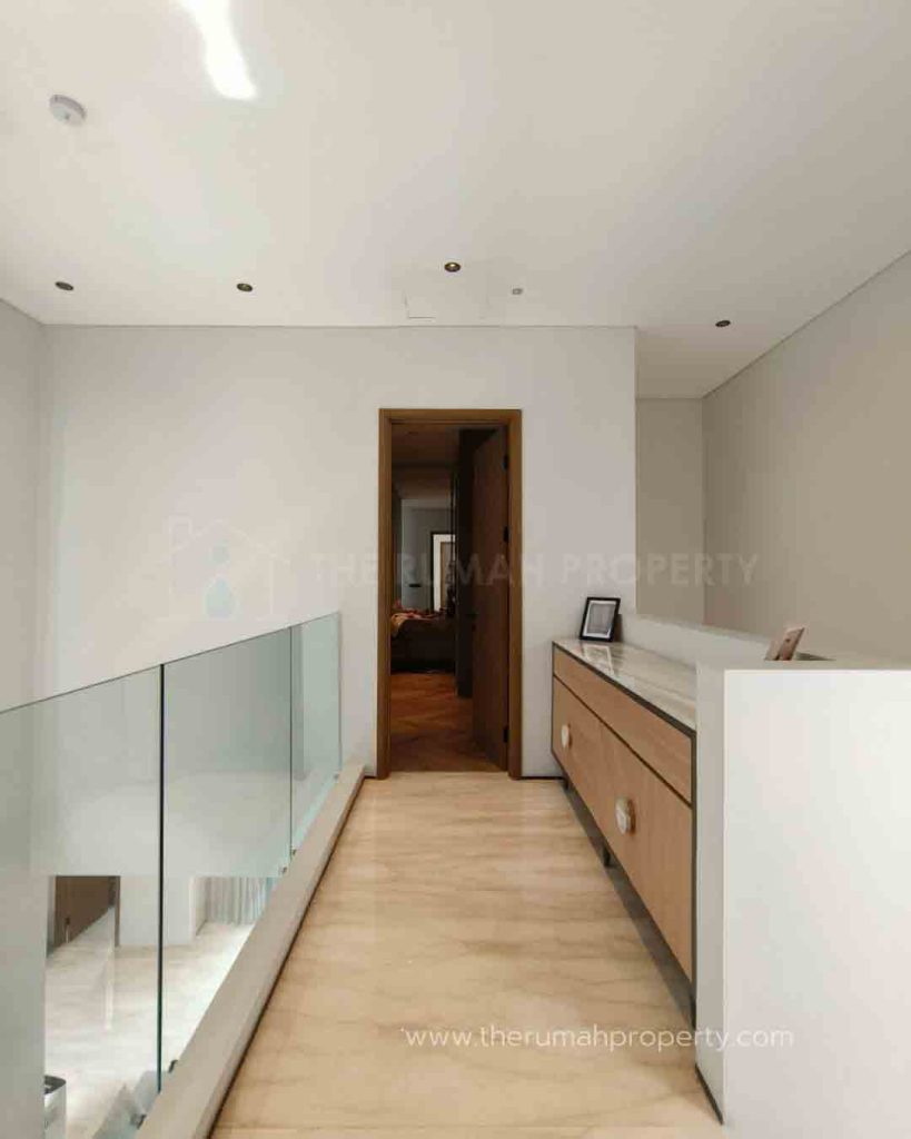 Rumah-Dijual-di-The-Zora-BSD-3-Lantai-Semi-Furnished-9